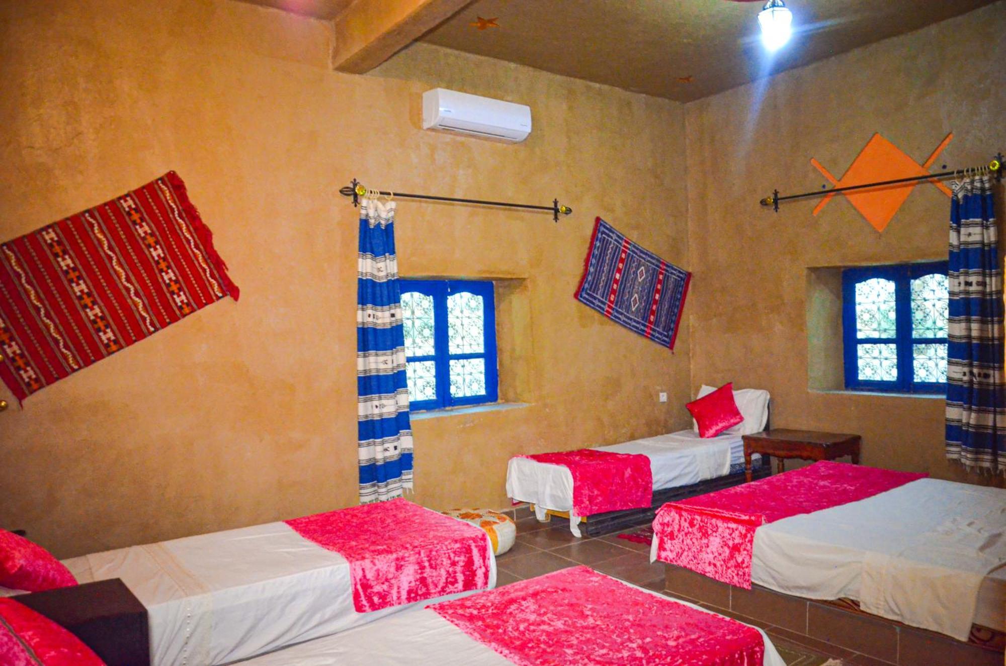 Hotel Les Roches Merzouga Exterior photo