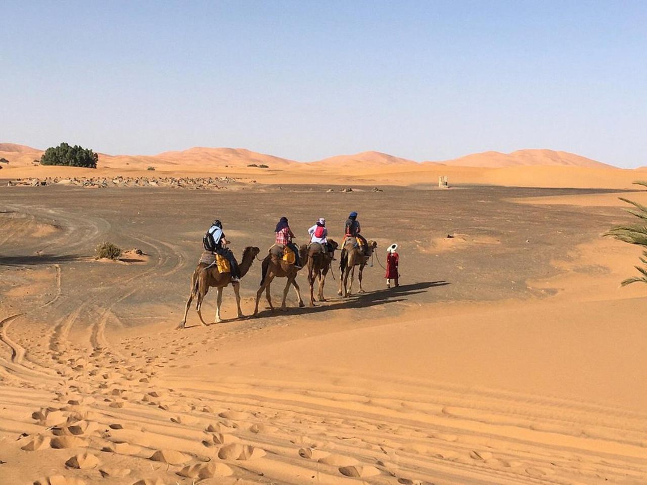 Hotel Les Roches Merzouga Exterior photo