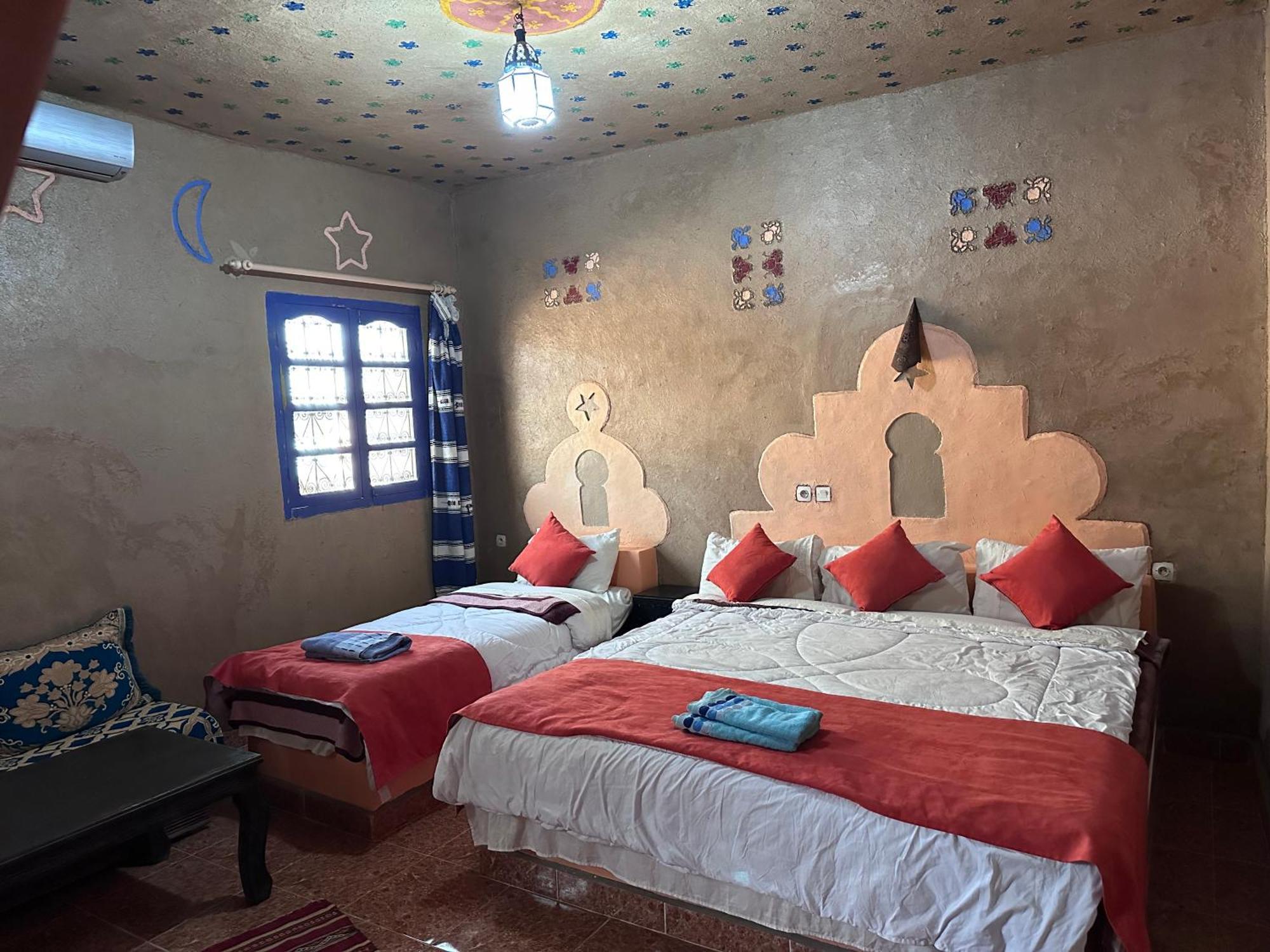 Hotel Les Roches Merzouga Exterior photo